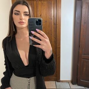 Meet your Posher, Rosa